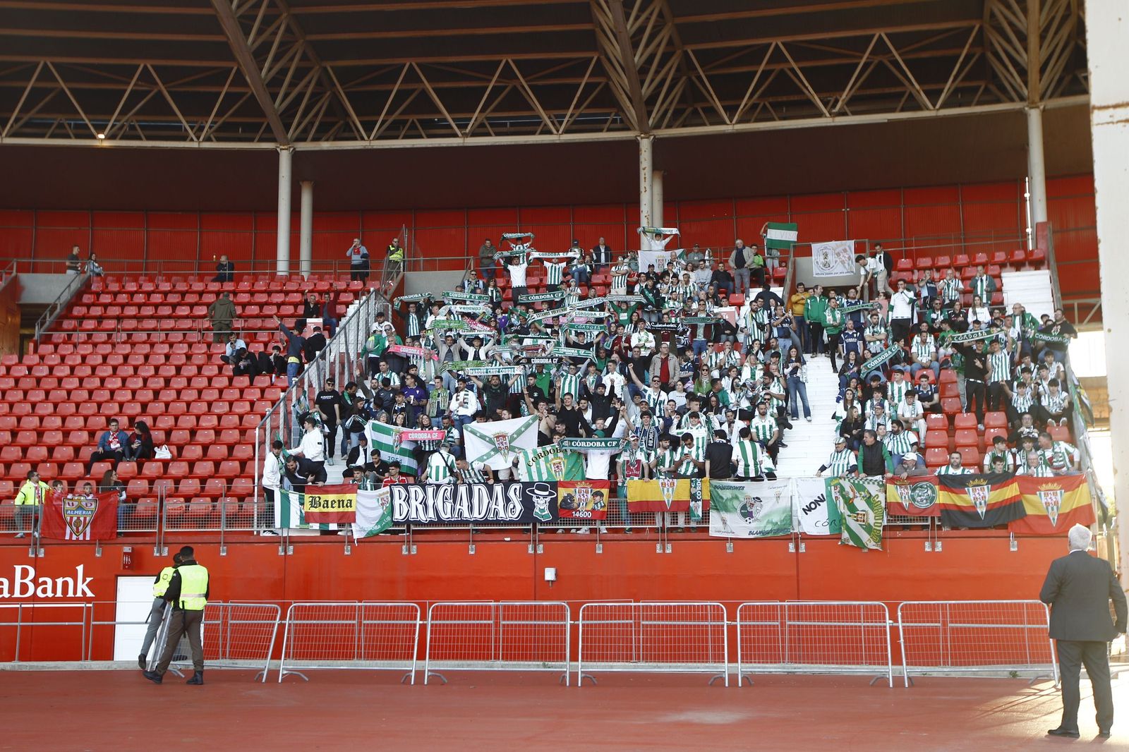 Las fotografías del partido U.D. Almería-Córdoba C.F.