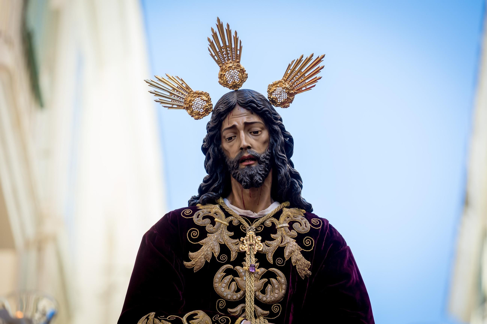 Imágenes de la salida de Las Penas en la Semana Santa de Cádiz 2025 Imágenes de la salida de Las Penas en la Semana Santa de Cádiz 2025