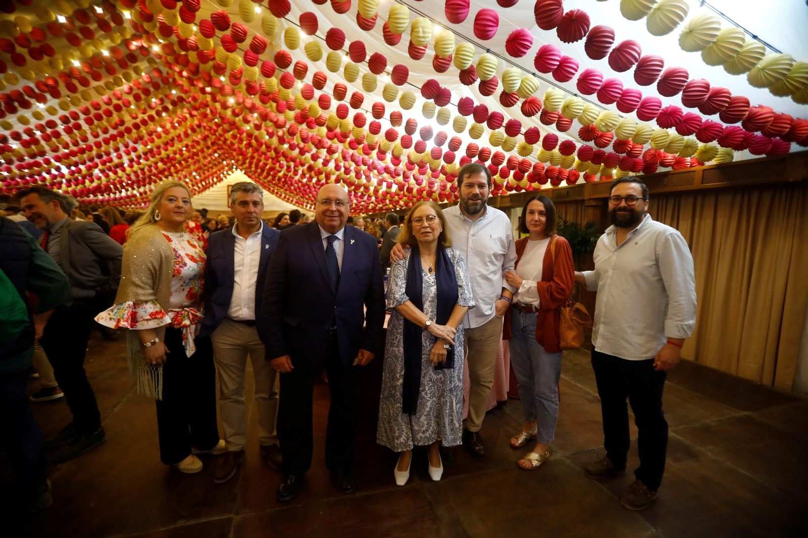 Córdoba ya disfruta de su Feria: las mejores fotos del alumbrado de la portada