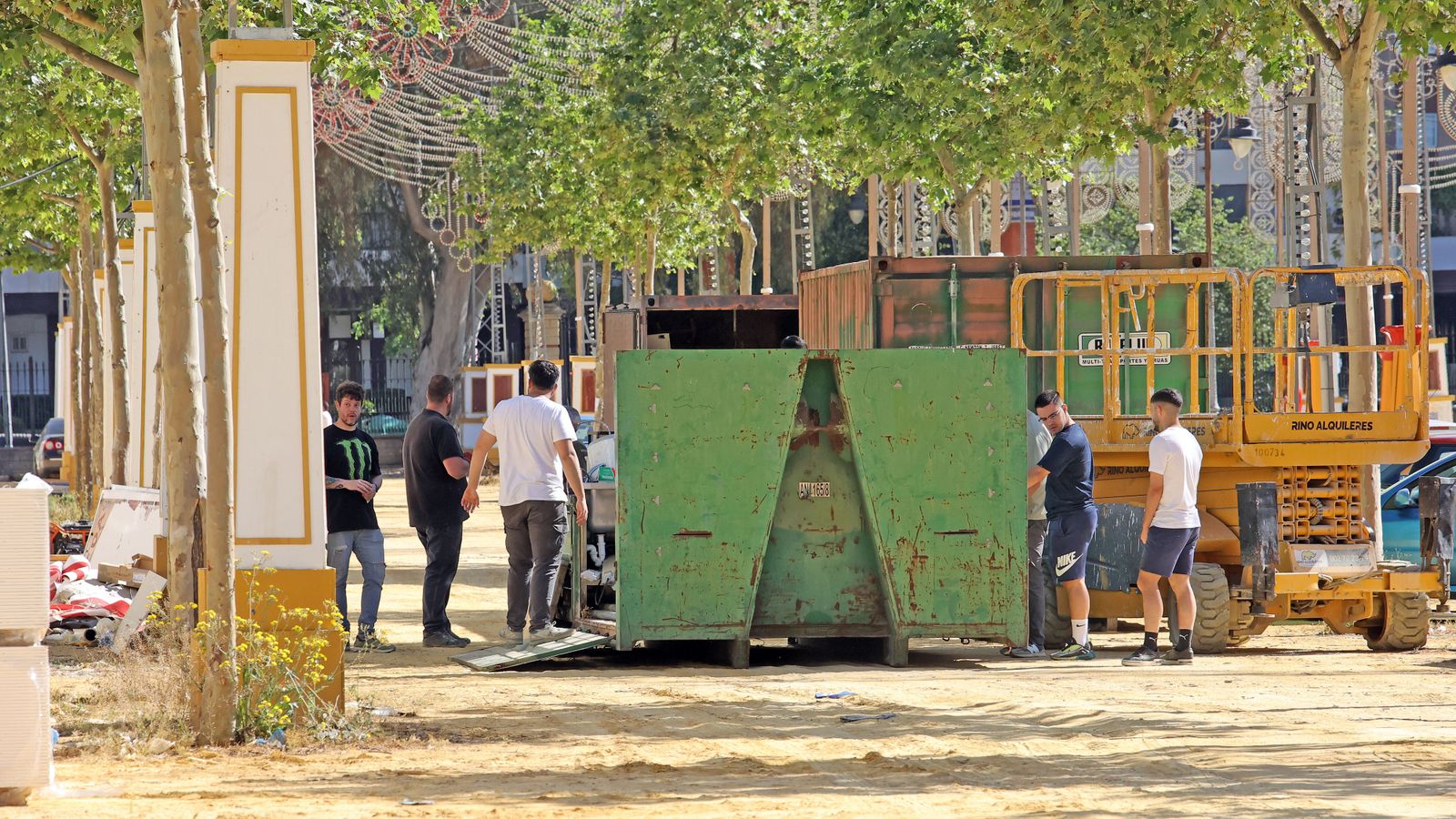 Así marcha el montaje de la Feria del Caballo 2023
