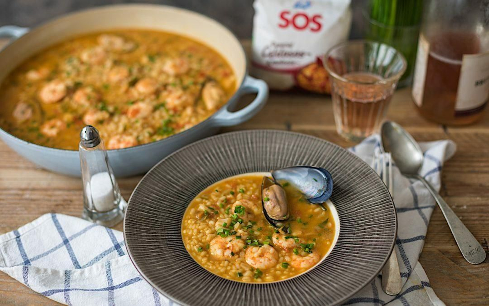 Receta de arroz caldoso con langostinos.