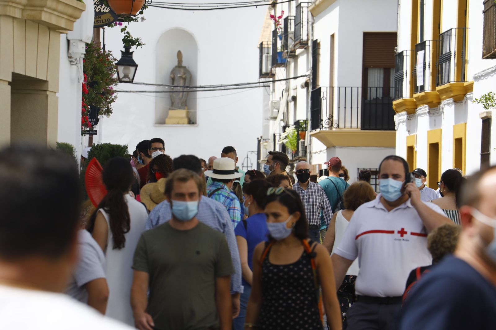 Fotografías: Sábado de colas y bulla en los Patios de Córdoba