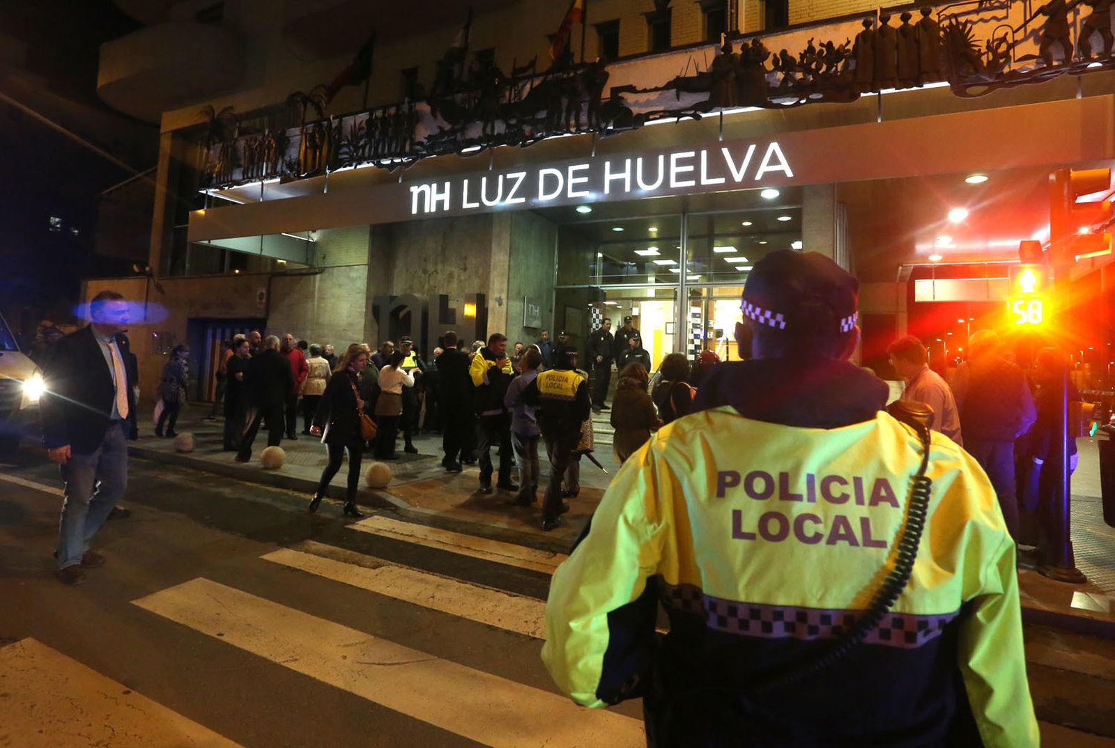 Incendio en el Hotel NH Luz en imágenes