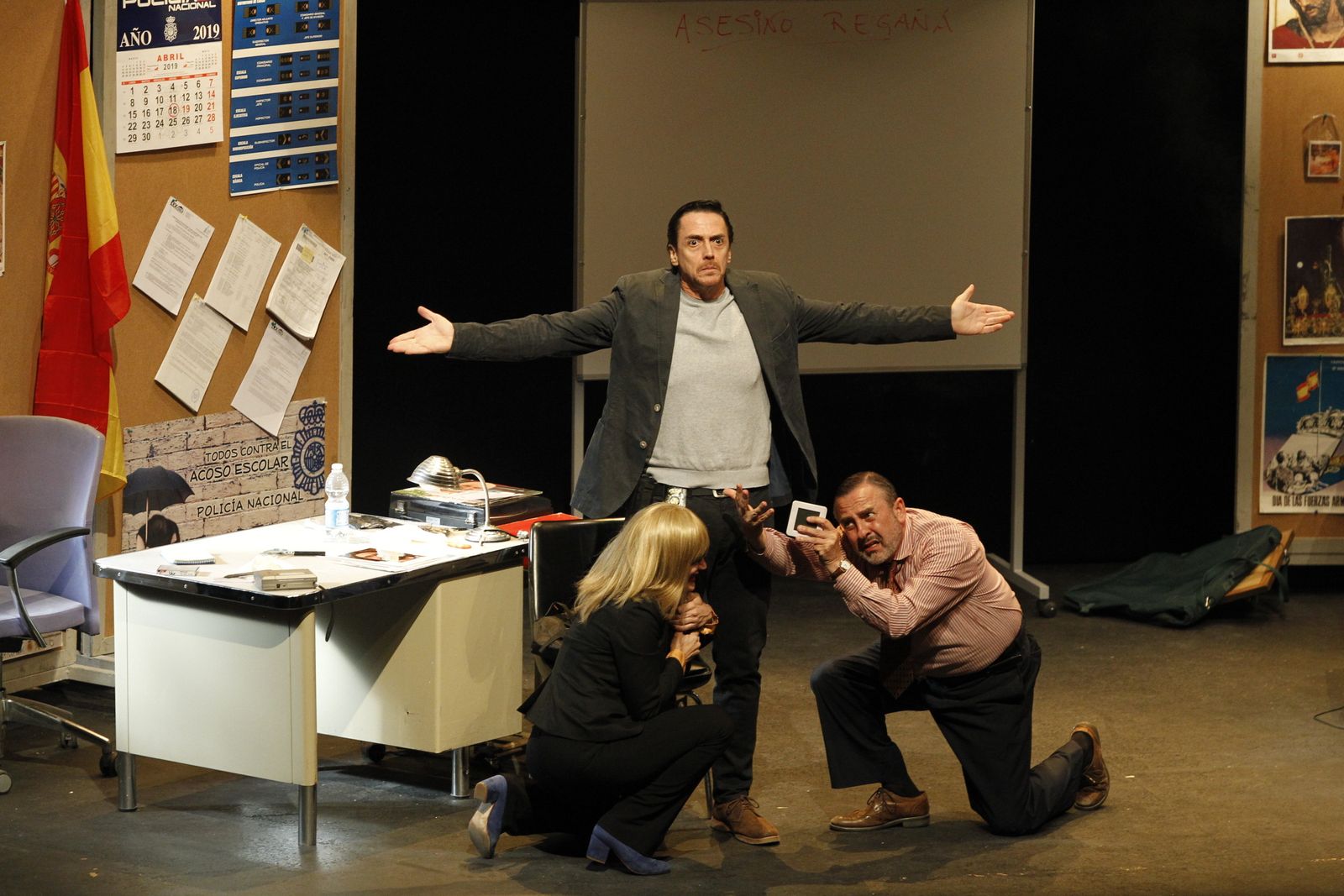 Fotogalería Festival de Teatro de El Ejido. Obra "El Asesino de la Regañá". Teatro Municipal de El Ejido