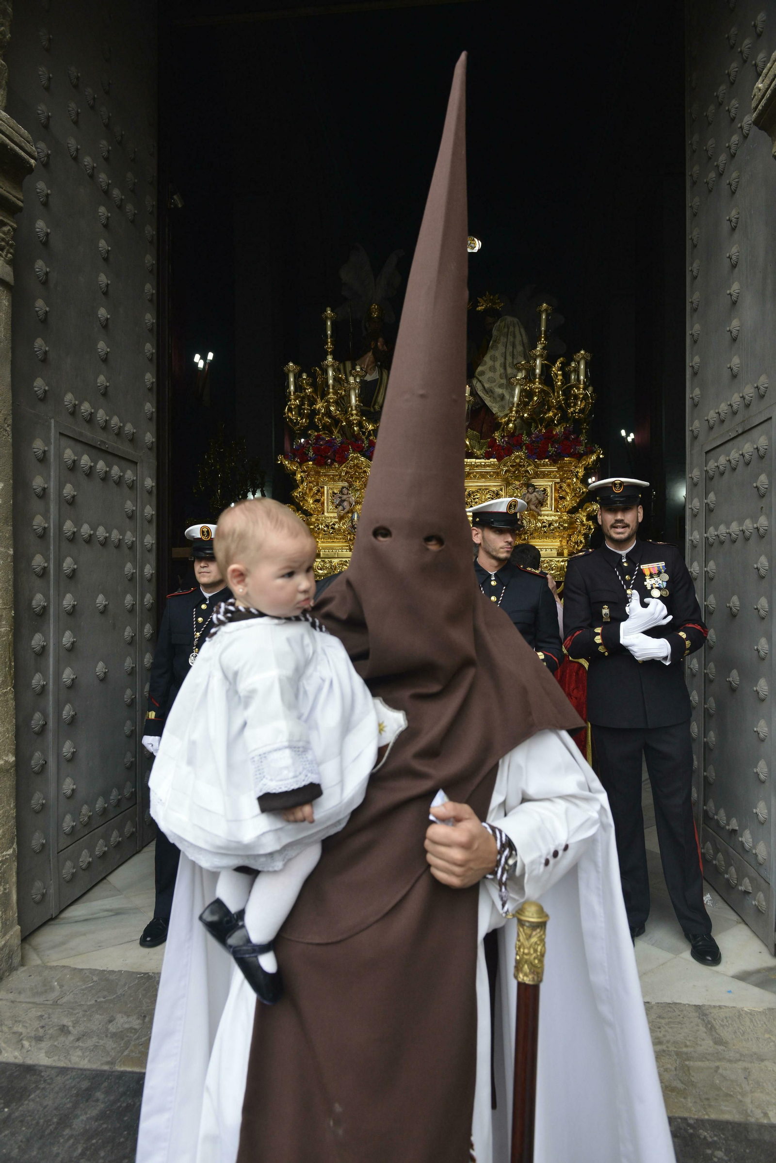 Las imágenes del Carmen Doloroso