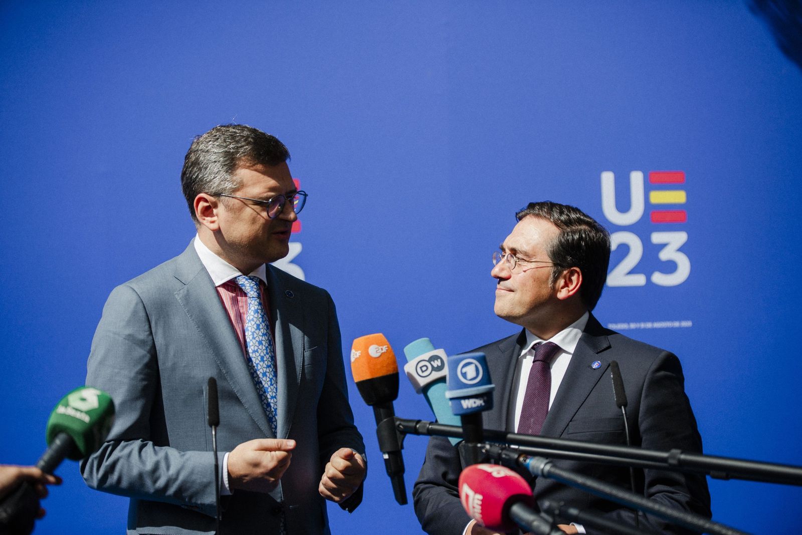 Dmitró Kuleba y Manuel Albares en Toledo.