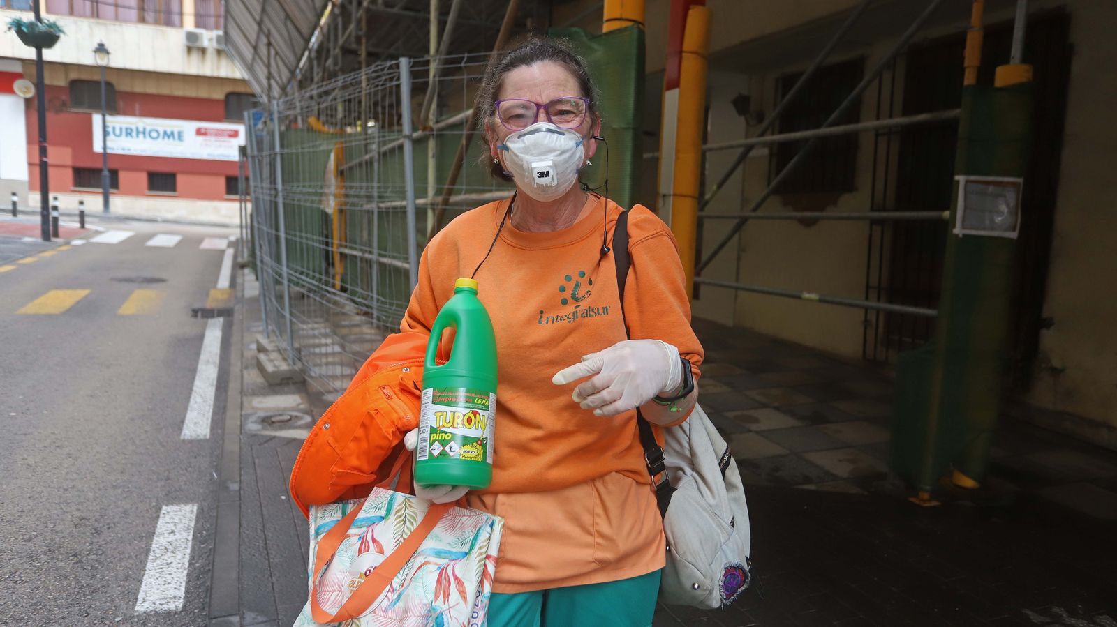 Trabajadores esenciales durante el confinamiento en el Campo de Gibraltar II