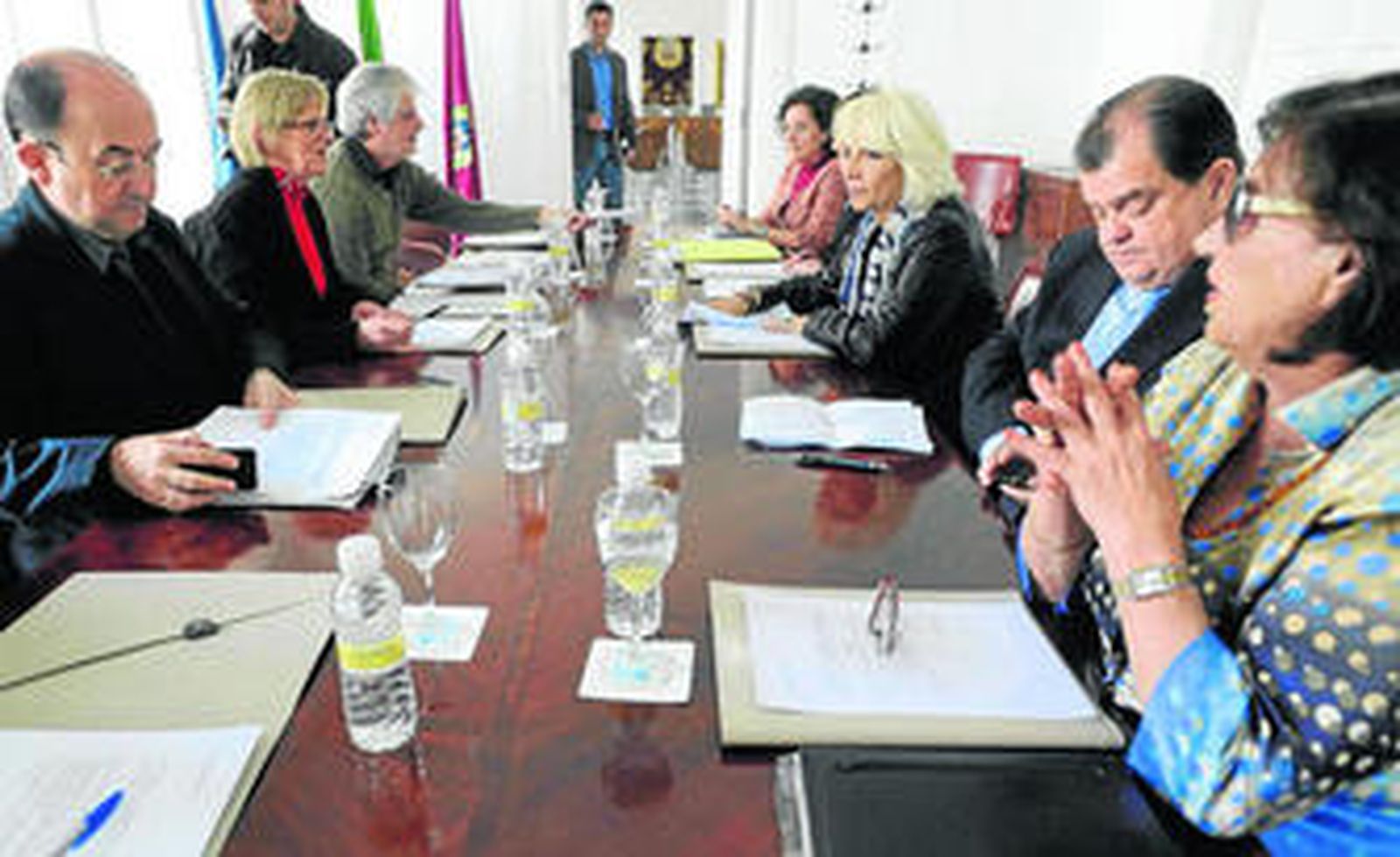 Un instante de la primera reunión del Patronato de la Fundación Ory, ayer en el centro cultural Reina Sofía.