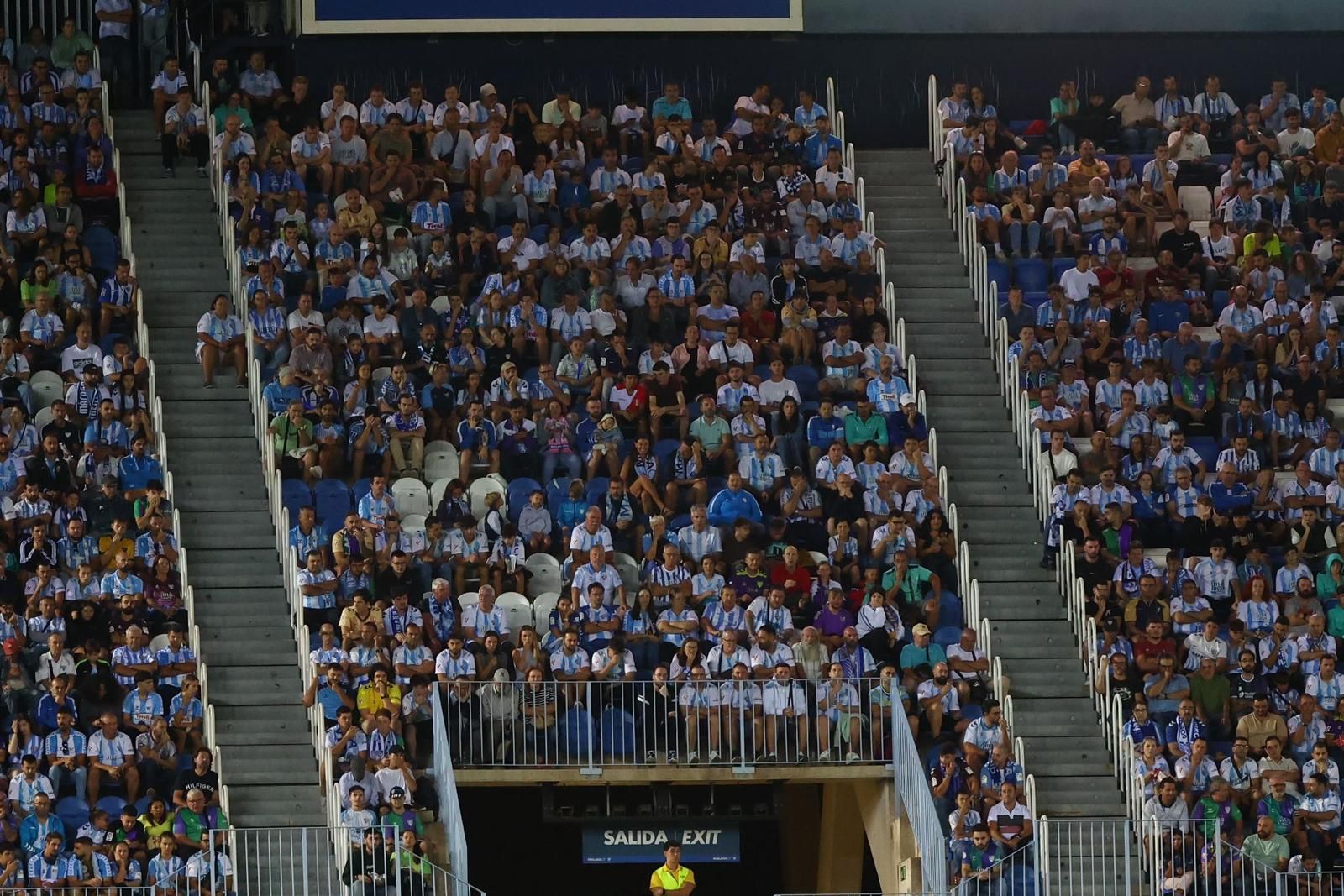 Búscate en las gradas de La Rosaleda durante el Málaga CF-Elche CF