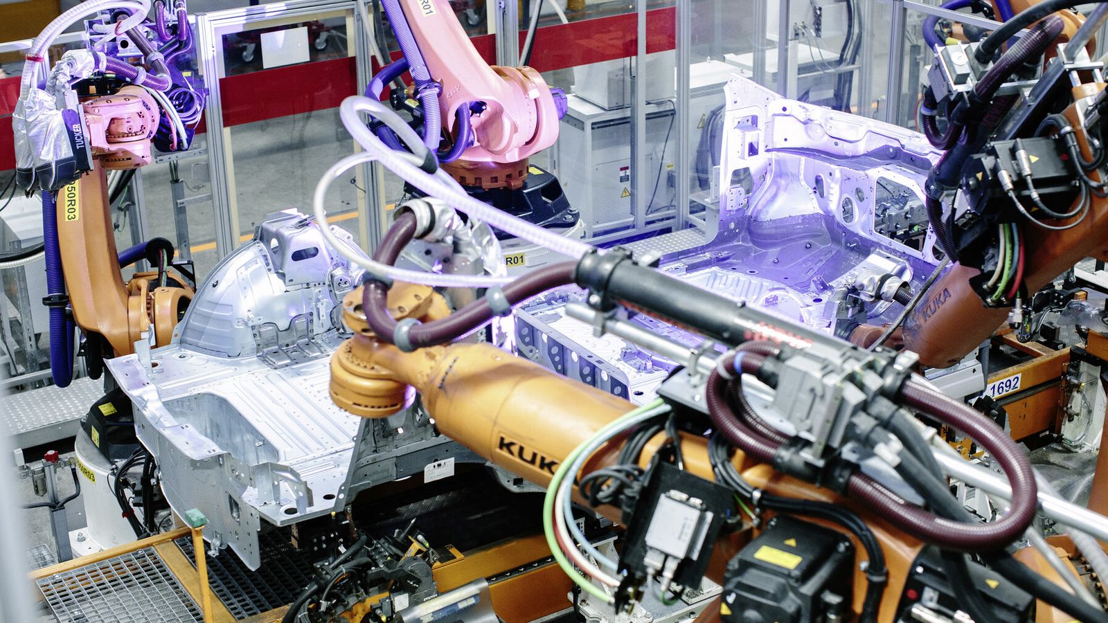 Las subvenciones y créditos blandos apoyarán a proyectos a lo largo de toda la cadena de valor industrial del vehículo eléctrico.