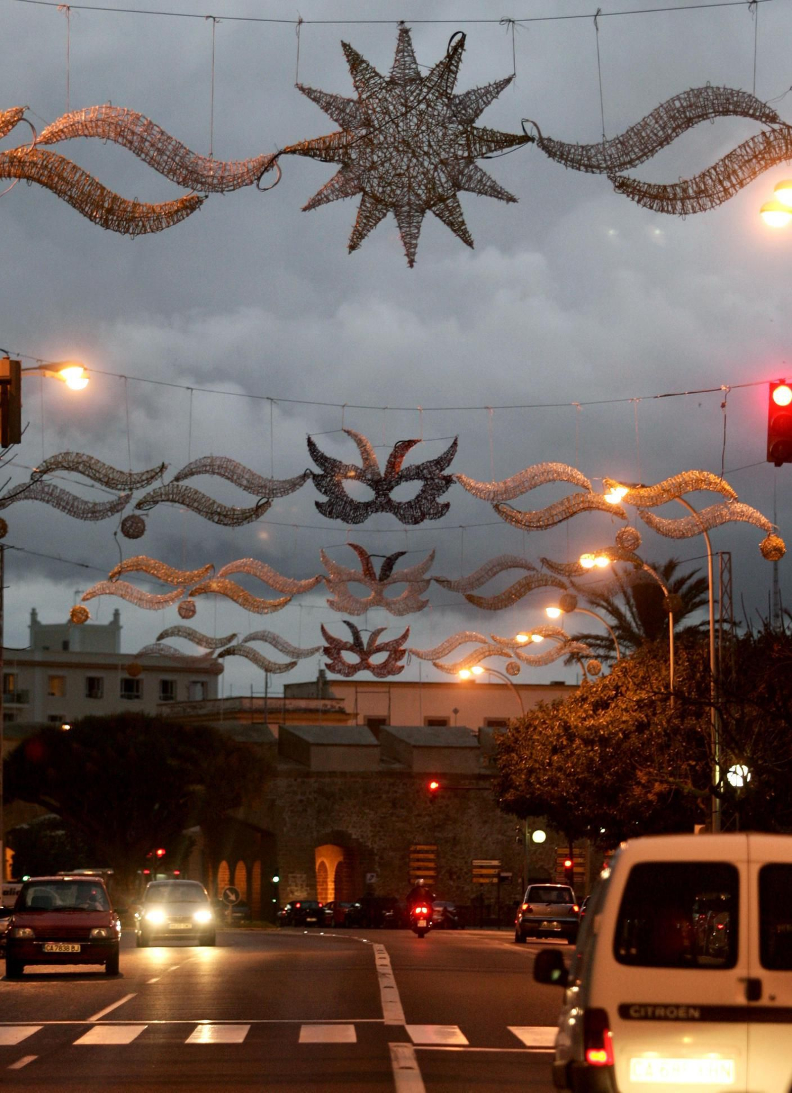Cuando en Carnaval se iluminaban las calles y se ponían exornos