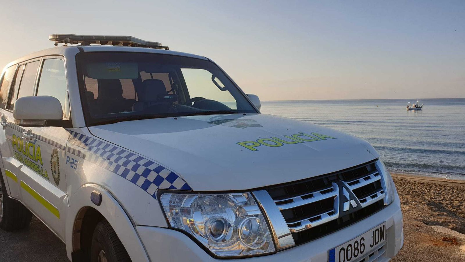 Un vehículo de la Policía Local de Marbella