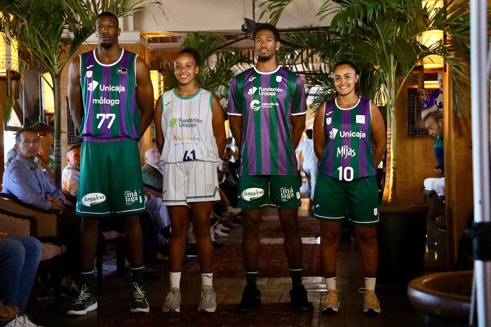 La presentación de las nuevas equipaciones del Unicaja, en fotos