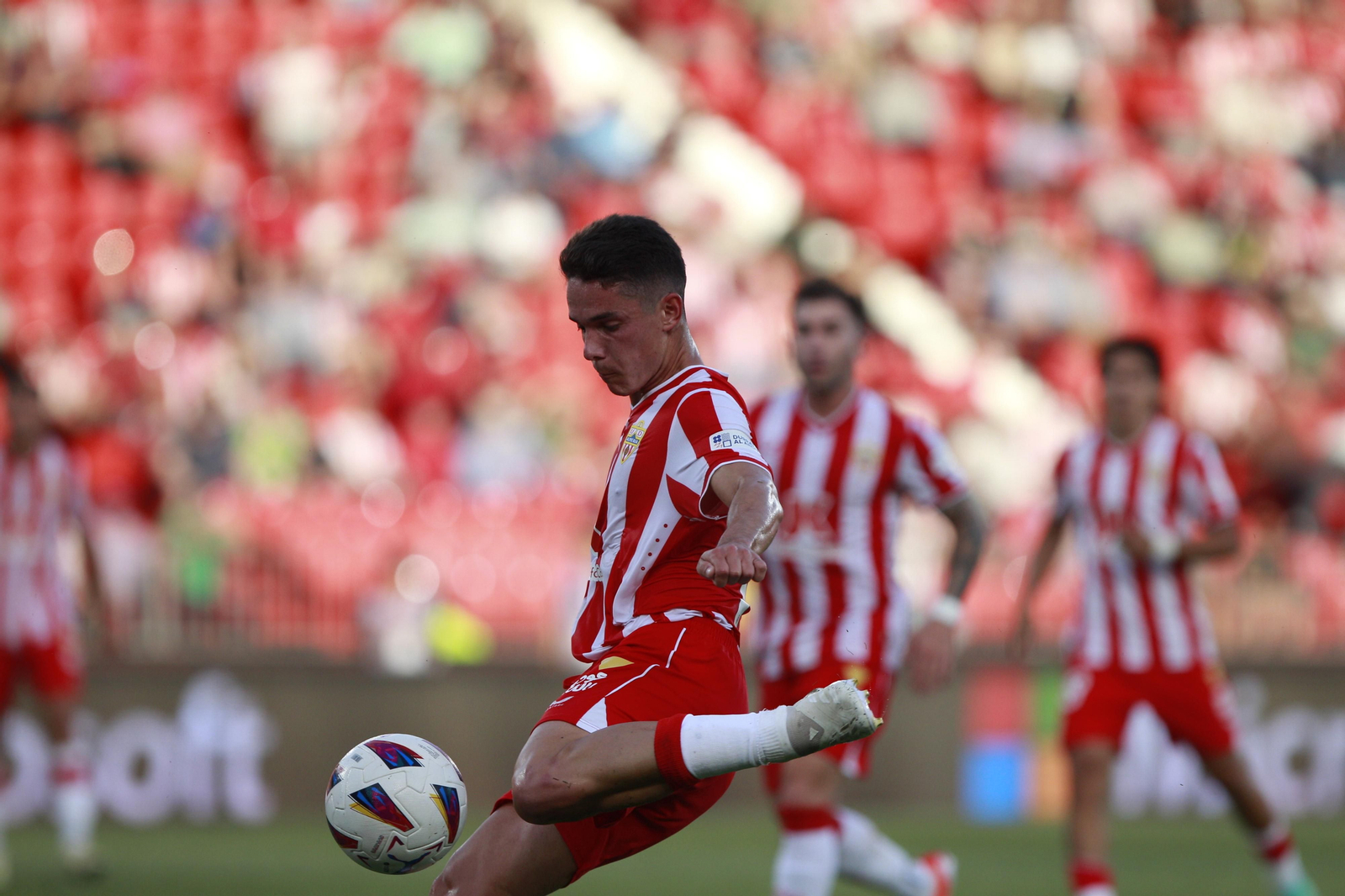 Imágenes de la gran victoria del Almería ante el Cádiz por 6 a 1