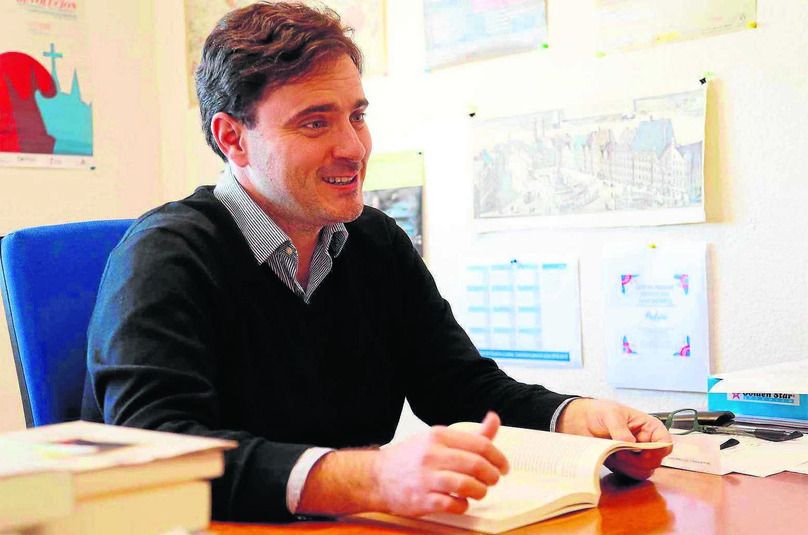 Antonio Calvo en su despacho.