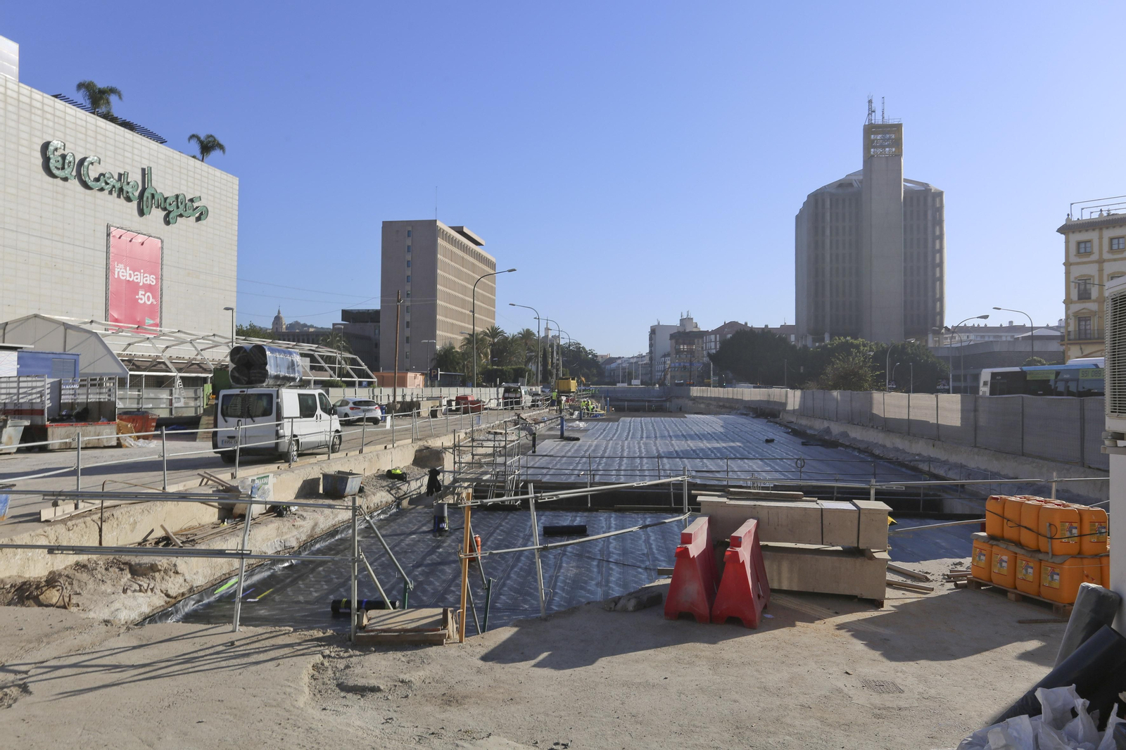 Fotos de la excavación arqueológica en la obra del Metro de Málaga