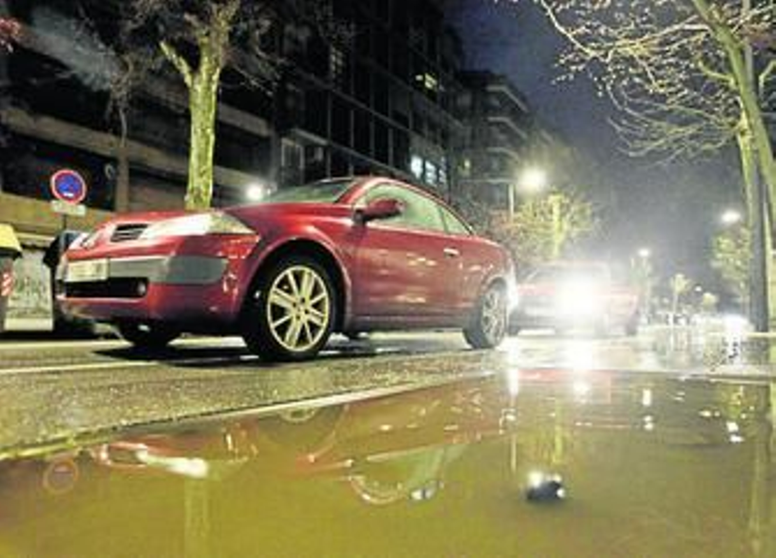 Imagen, ayer, de la Carrera del Darro.