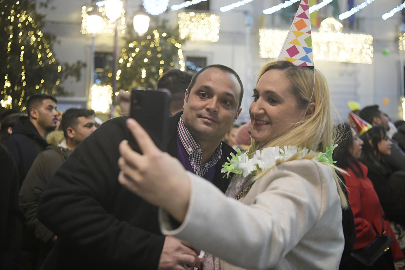 Granada da la bienvenida a 2023 en la Plaza del Carmen