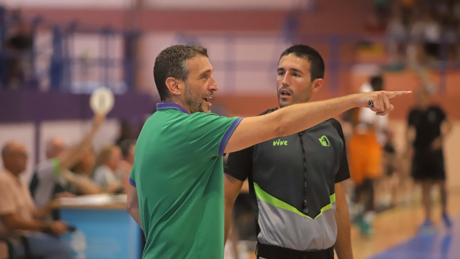 Las mejores fotos del Unicaja - Betis en La Línea