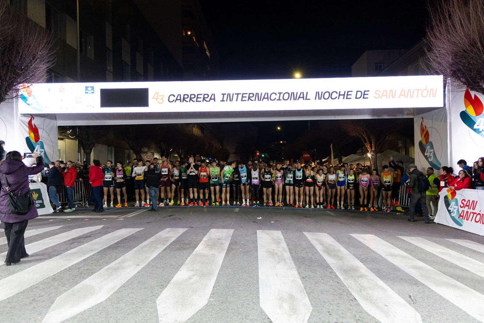 Encuéntrate en la salida de la Carrera de San Antón 2026 (1), en imágenes