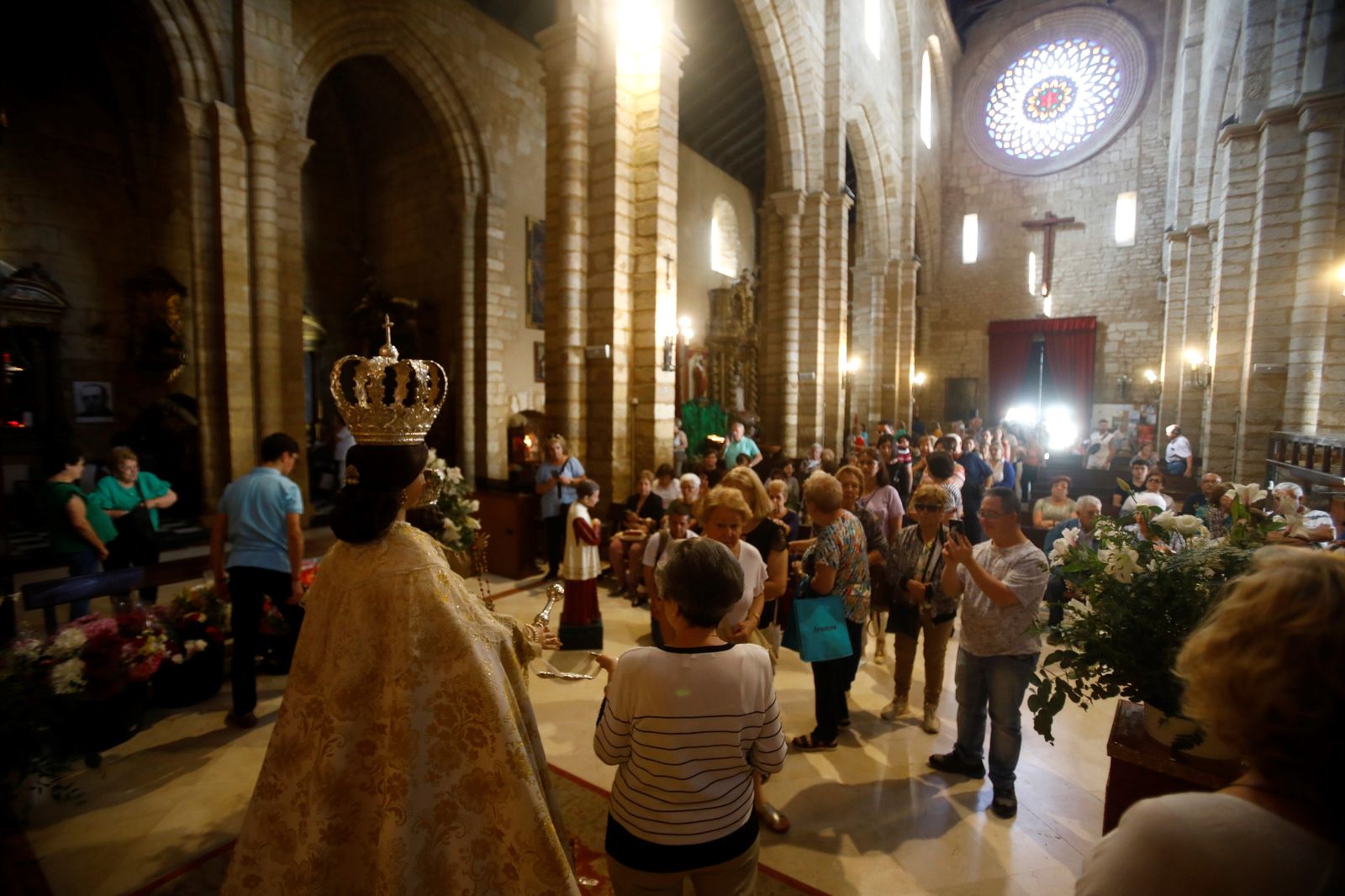 La tradición de visitar a la Virgen de los Remedios de Córdoba en martes 13, en imágenes