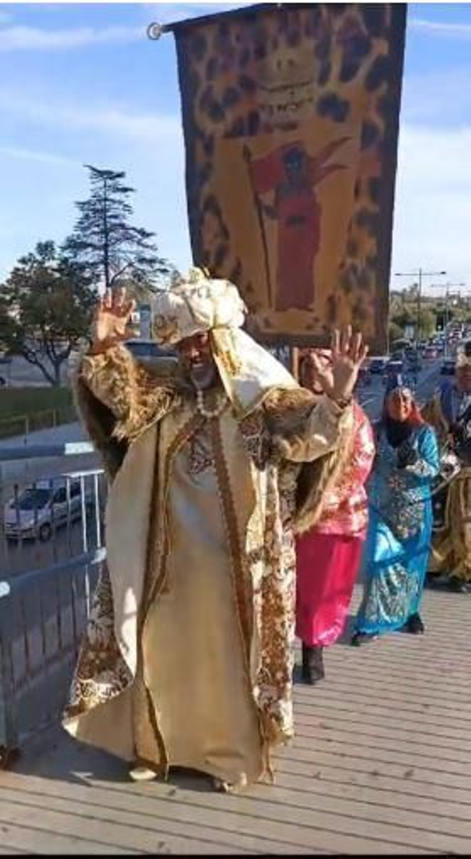 Visita de los Reyes Magos al Hospital de Jerez Captura3.JPG