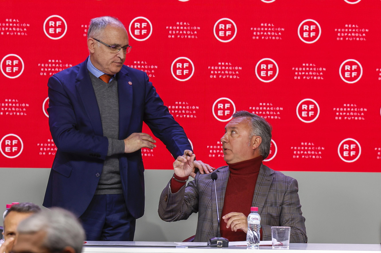 Las fotos de los árbitros del fútbol español