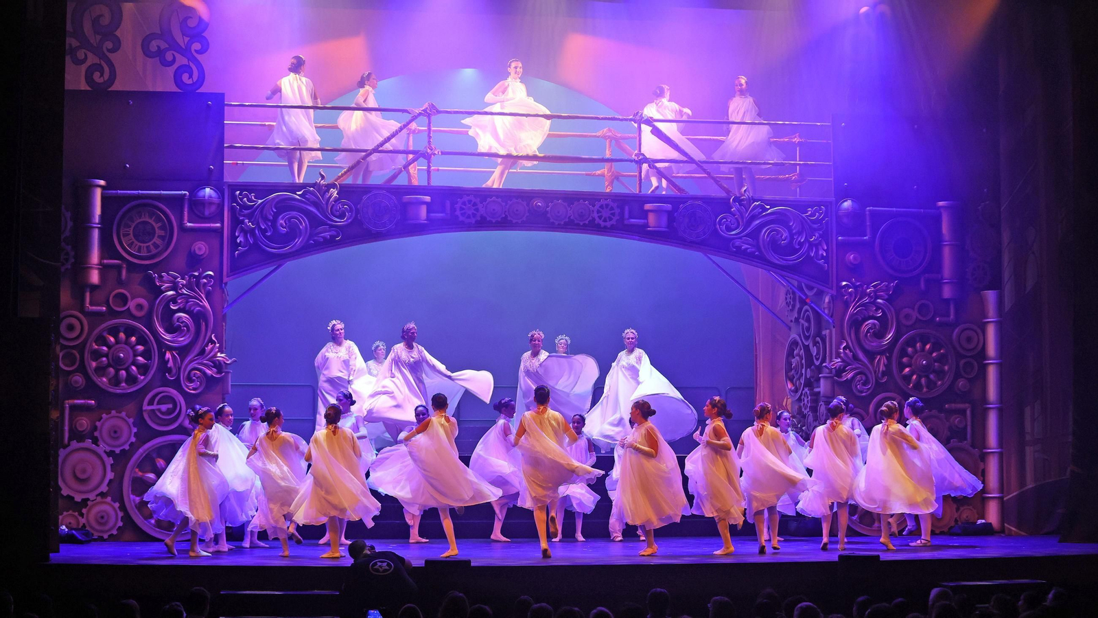 La Fábrica de Sueños de Fredes Insa en el Teatro Villamarta de Jerez