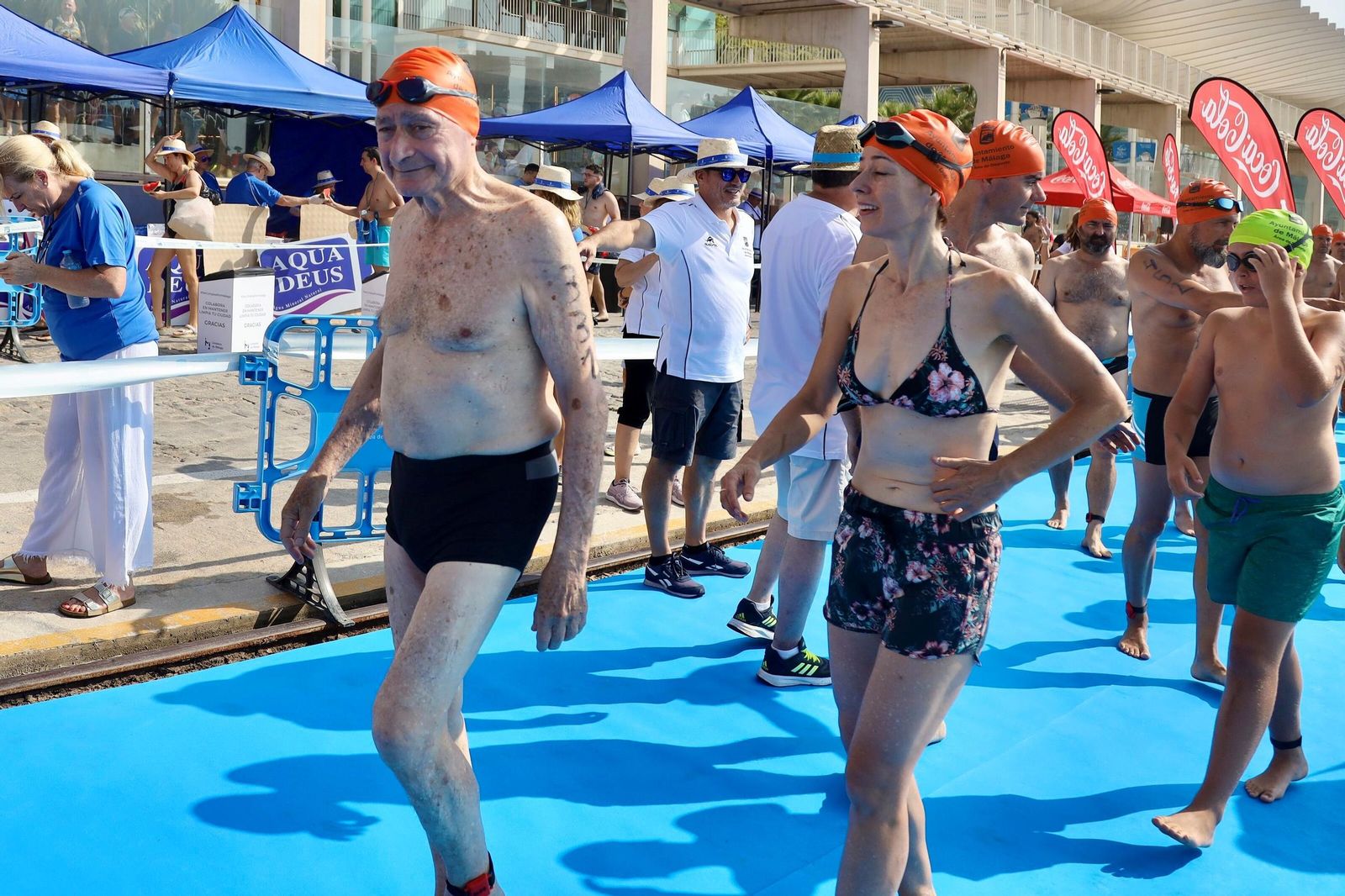 La Travesía a Nado del puerto de Málaga, en fotos