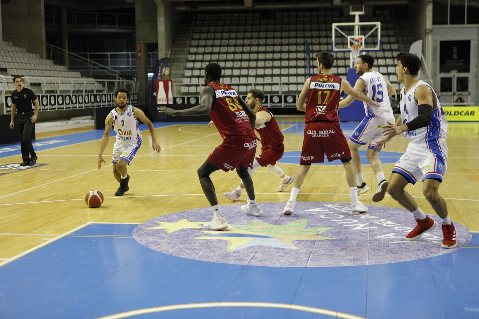 El Covirán ganó en la complicada cancha del Alicante.