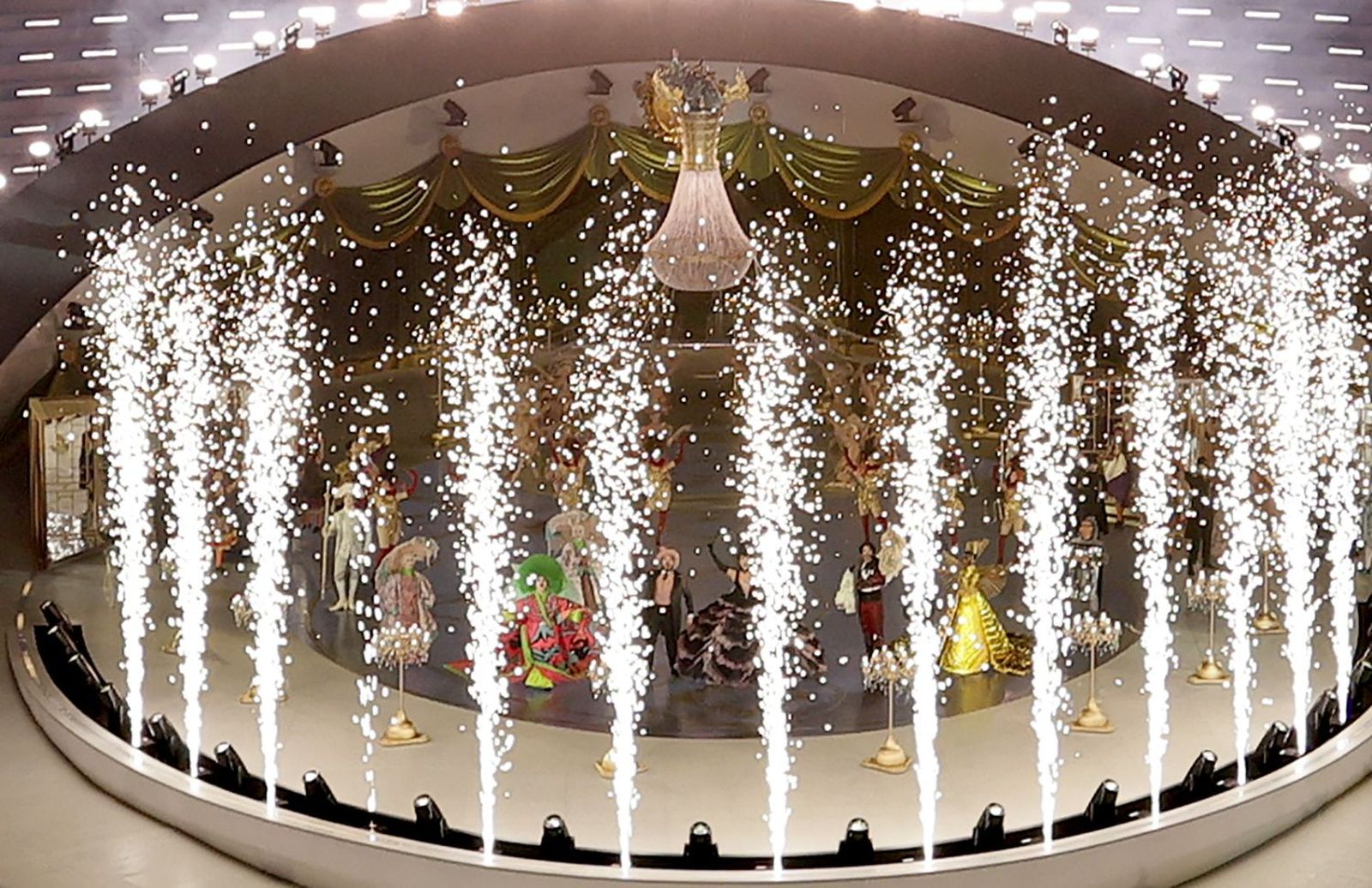 Las mejores fotos de los Juegos Olímpicos de invierno Milán Cortina d'Ampezzo 2026 | Ceremonia de clausura y jornada 17 y última