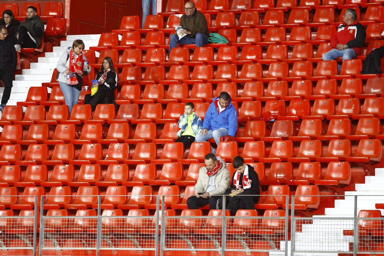 Las fotos del partido de fútbol U.D. Almería-Real Burgos