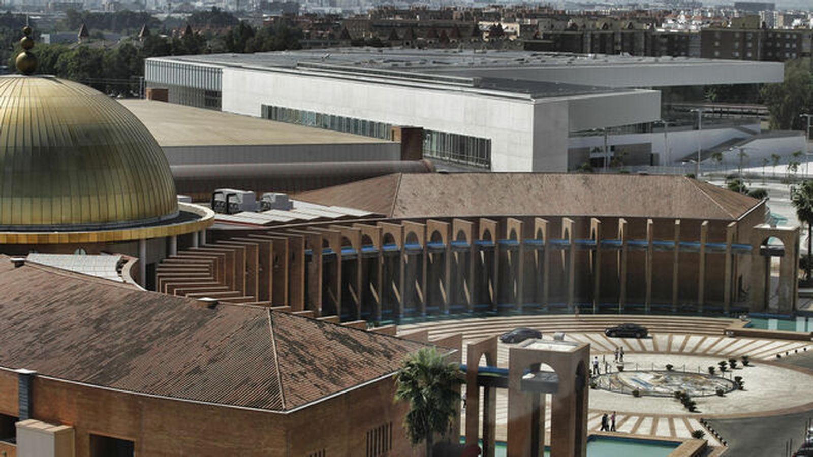 Vista panorámica de los edificios que conforman Fibes.