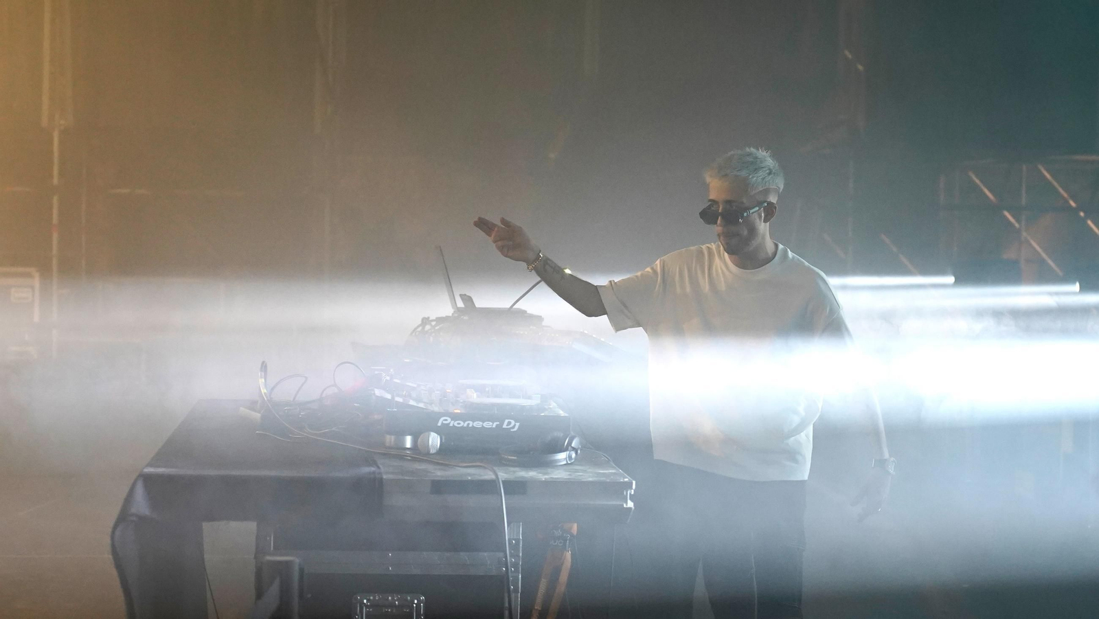 El concierto de JC Reyes en el Cabaret Festival de Algeciras, en imágenes