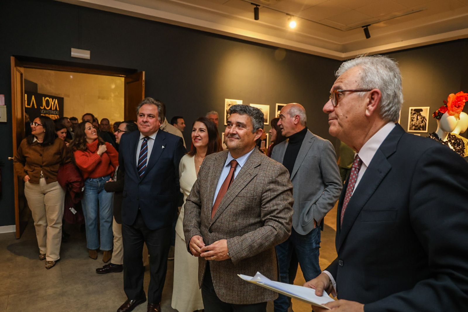 Fotografías de la exposición de ámbito taurino 'Miradas, trazos y estilo'. En el Museo de Huelva