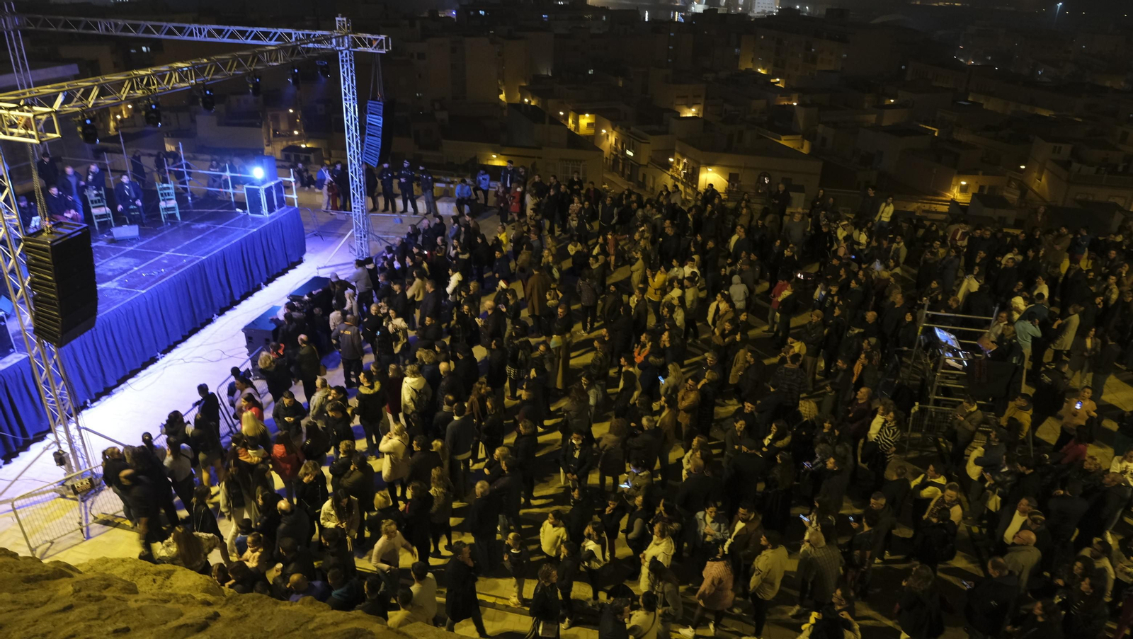 La Noche de las Candelas en el Mesón Gitano de Almería, en imágenes