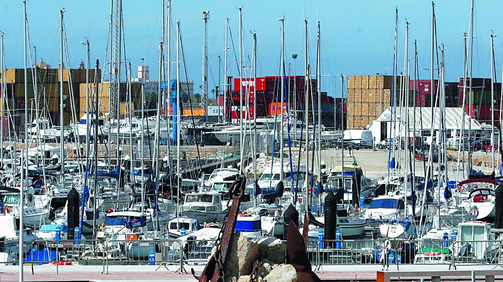 Imagen de archivo de varias de las embarcaciones atracadas en la zona.