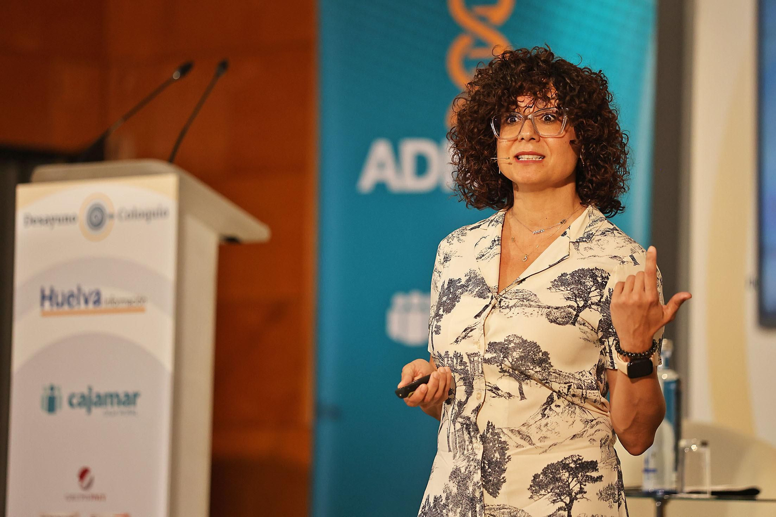 Las imágenes en el desayuno-coloquio de Grupo Joly 'Frutos rojos: retos de un futuro sostenible'