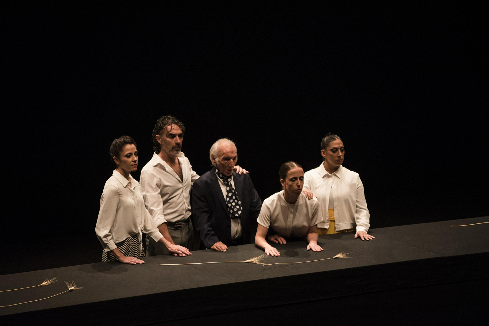 Antonio El Peregrino entre Vargas, Chloé, Carmen Muñoz y La Moneta.