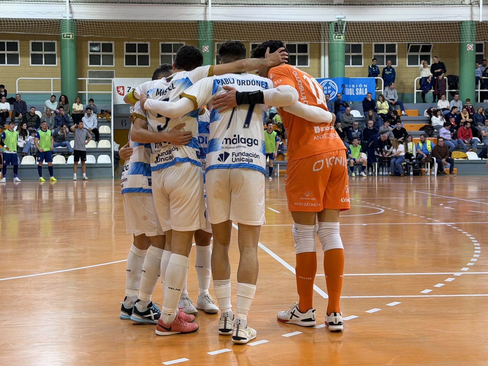 Victoria de equipo del Heredia 21 (1-4)