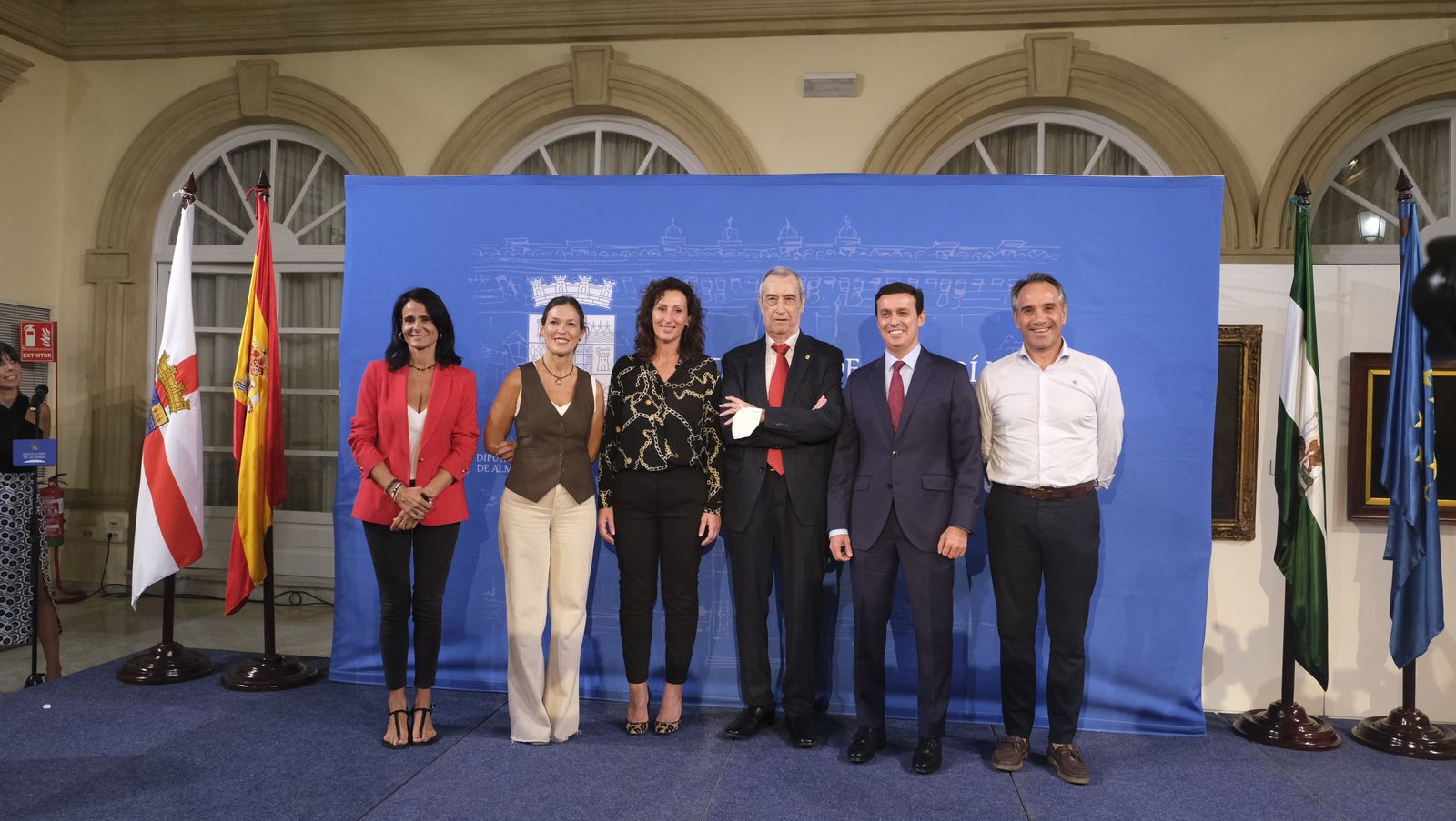 Imágenes de la entrega del Escudo de Oro de la Diputación de Almería a Ambrosio Sánchez
