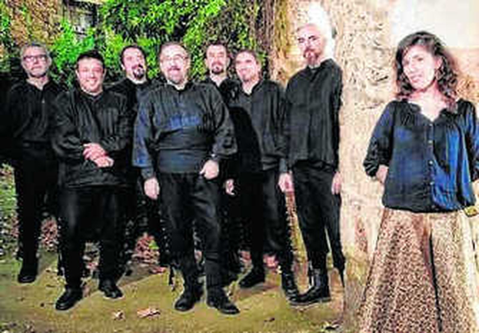 Luar Na Lubre llega hoy a nigüelas auserón: "el iva matará la creatividad"