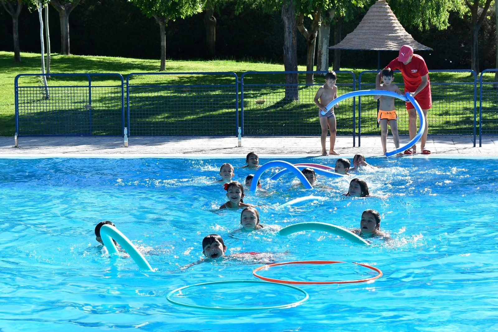 Las piscinas públicas  empiezan a abrir: qué precauciones tomar