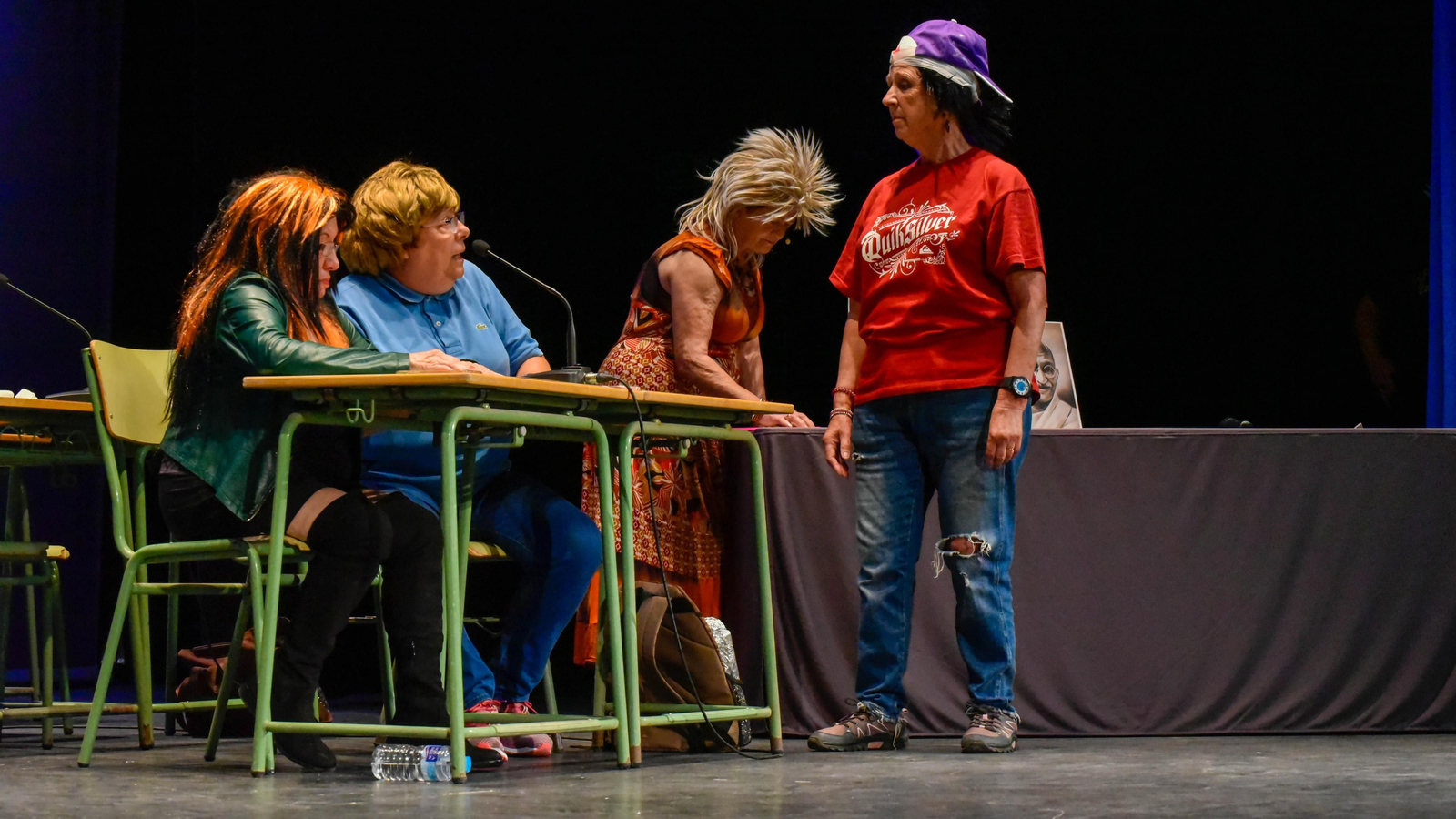 Las fotos de Generación EGB en La Línea a cargo de Las Chicas de Oro de Canonja