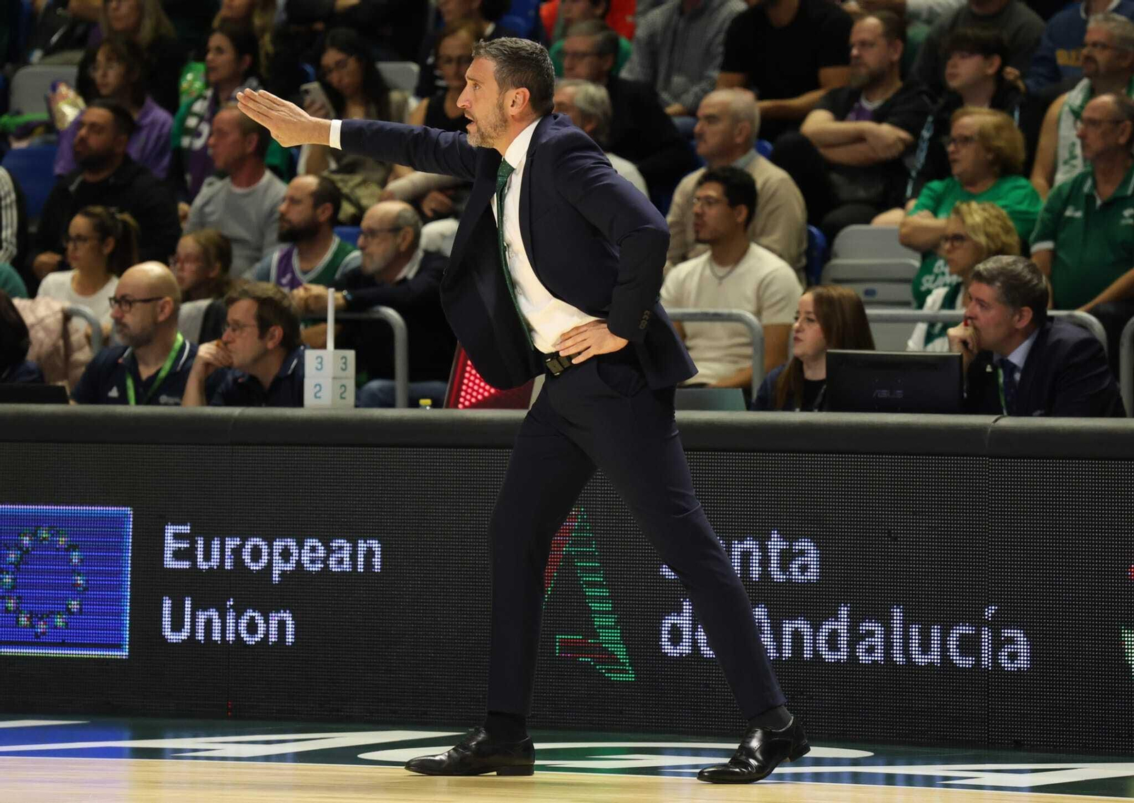 El Unicaja-Peristeri, en fotos