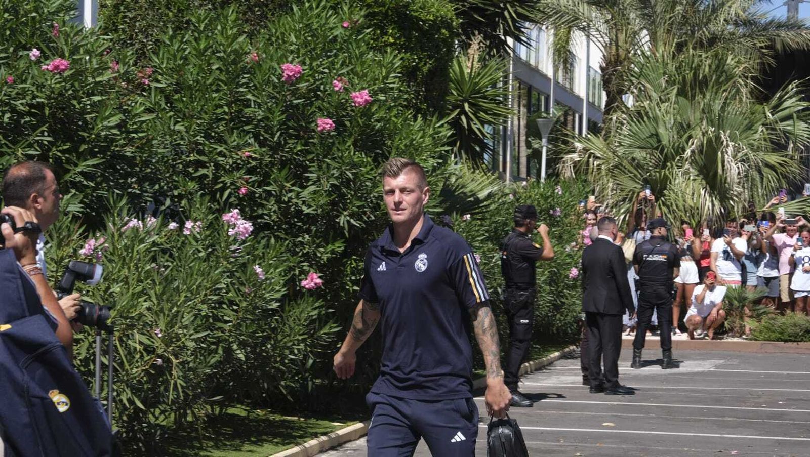 La llegada del Real Madrid a Almería en imágenes