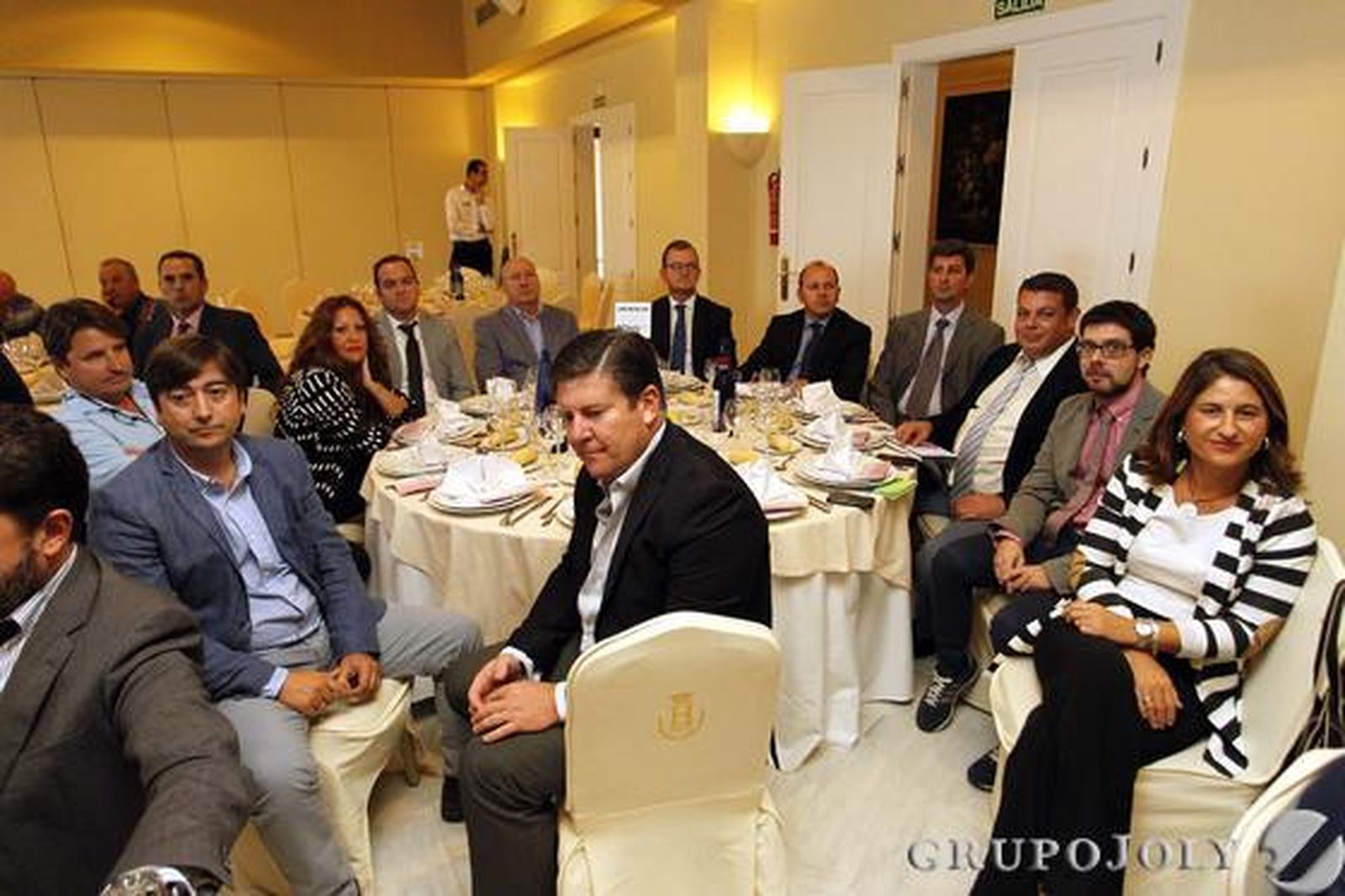 Ignacio Rdgz., Fco. Calvente, Víctor Fernández, Estela Villalobos, Javier Astorga, Antonio Torrecilla, Francisco Arroyal, Sebastián Fernández, Miguel Ortiz, José J. López, Alberto Rdgz. y Leticia Diosdado.

Foto: Fran Montes