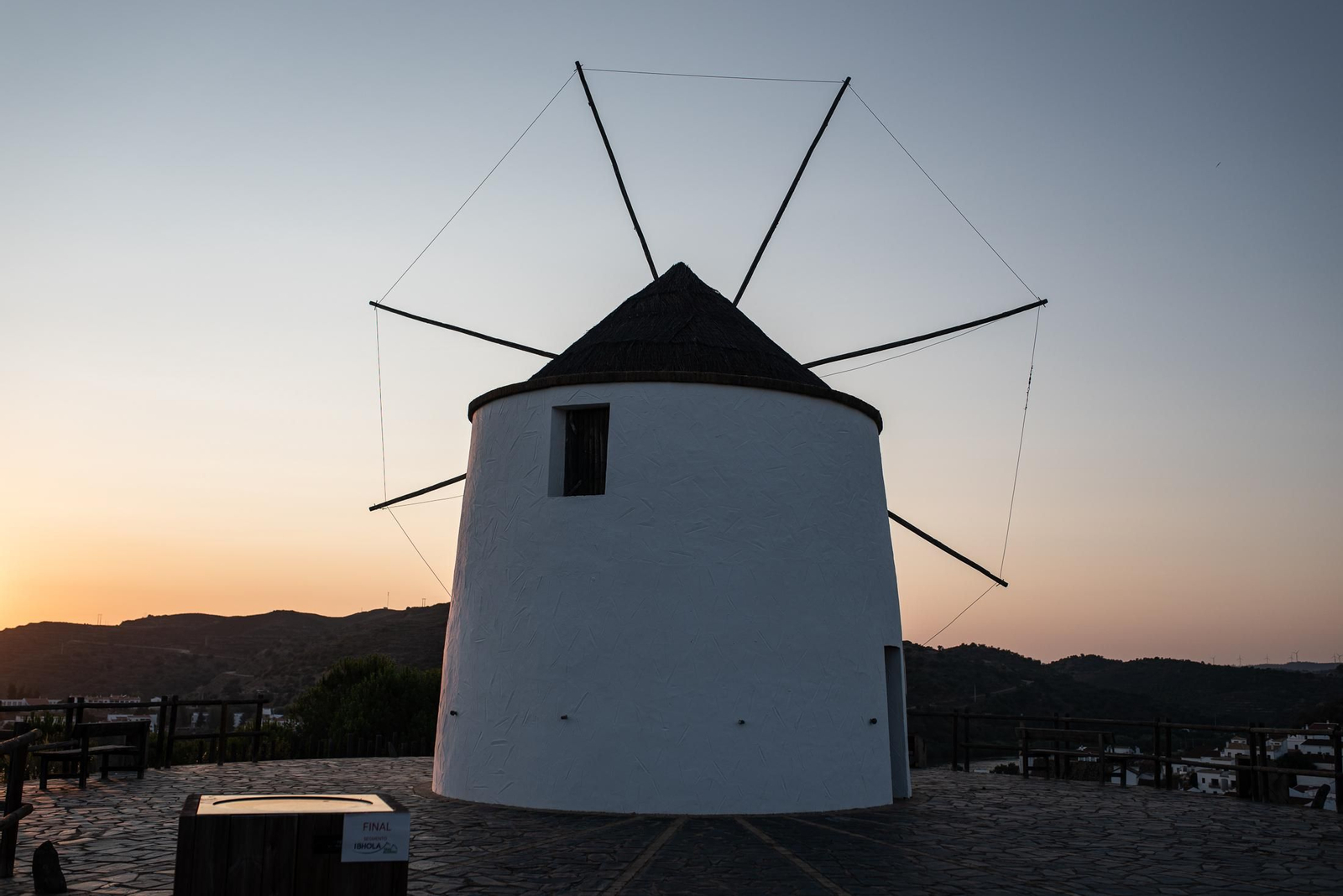 Una puesta de sol desde Sanlúcar de Guadiana