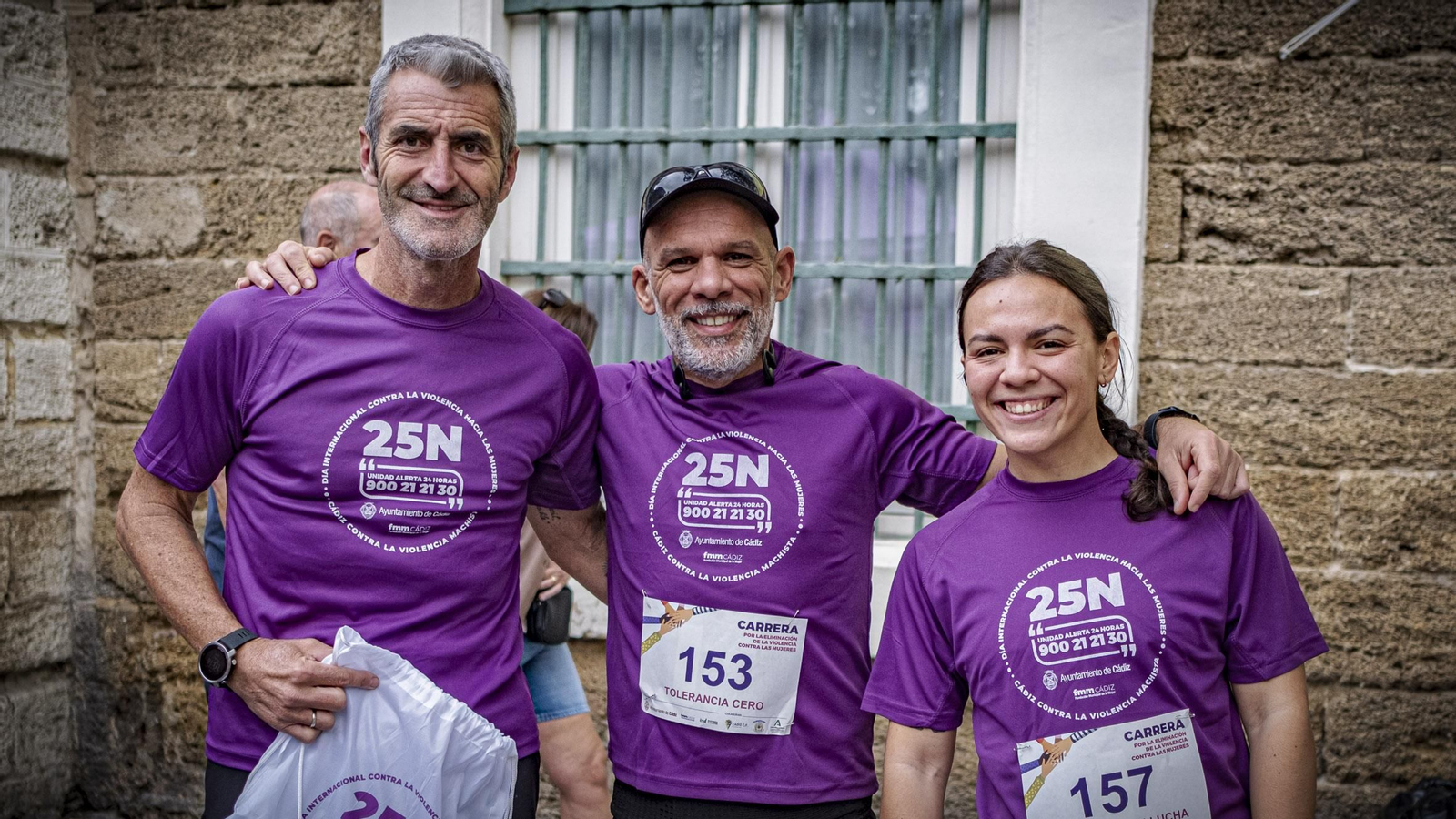 Búscate entre las imágenes de la III Carrera de Cádiz por la Eliminación de la Violencia contra las Mujeres