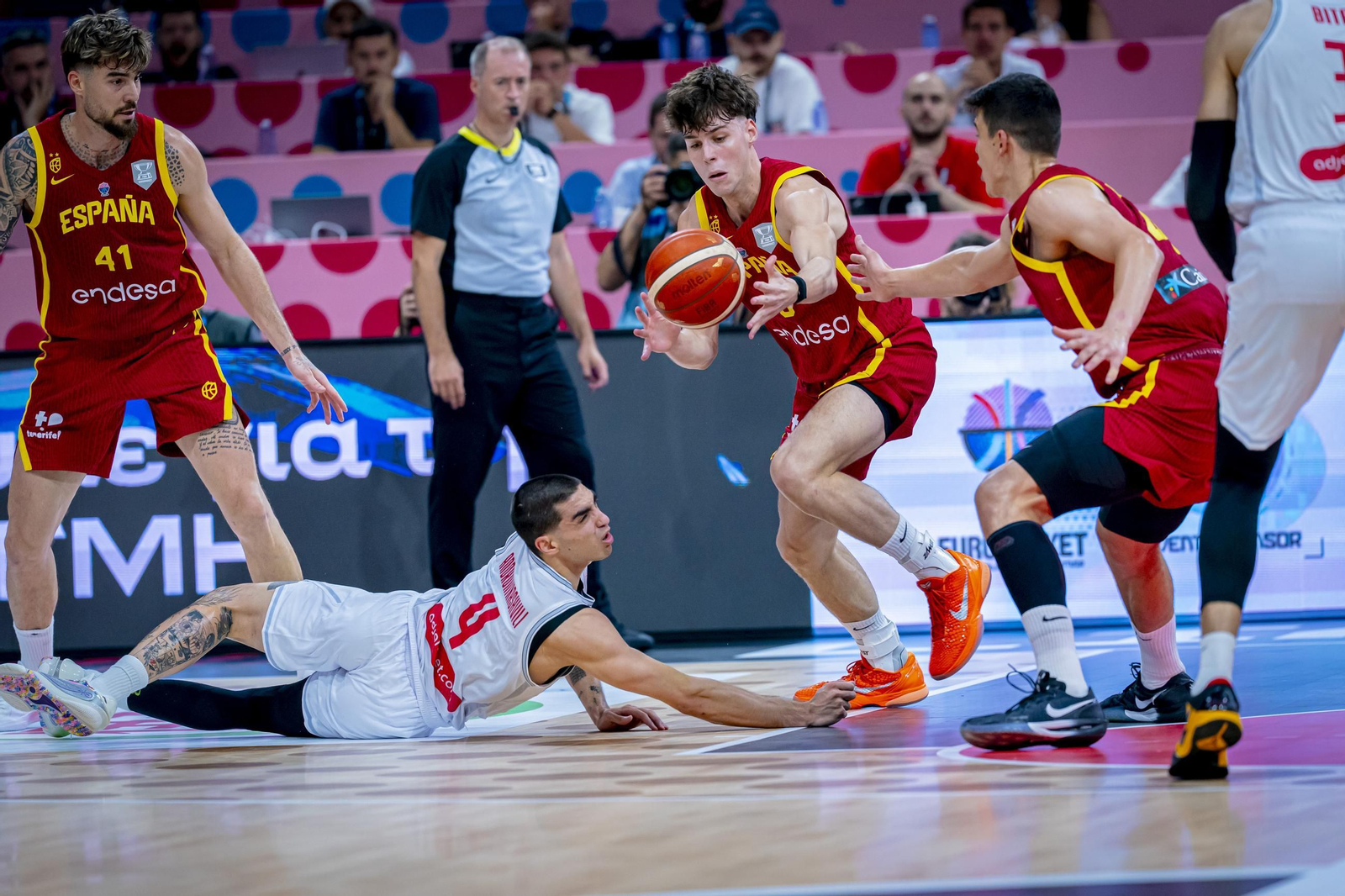 Las fotos del Georgia - España de baloncesto